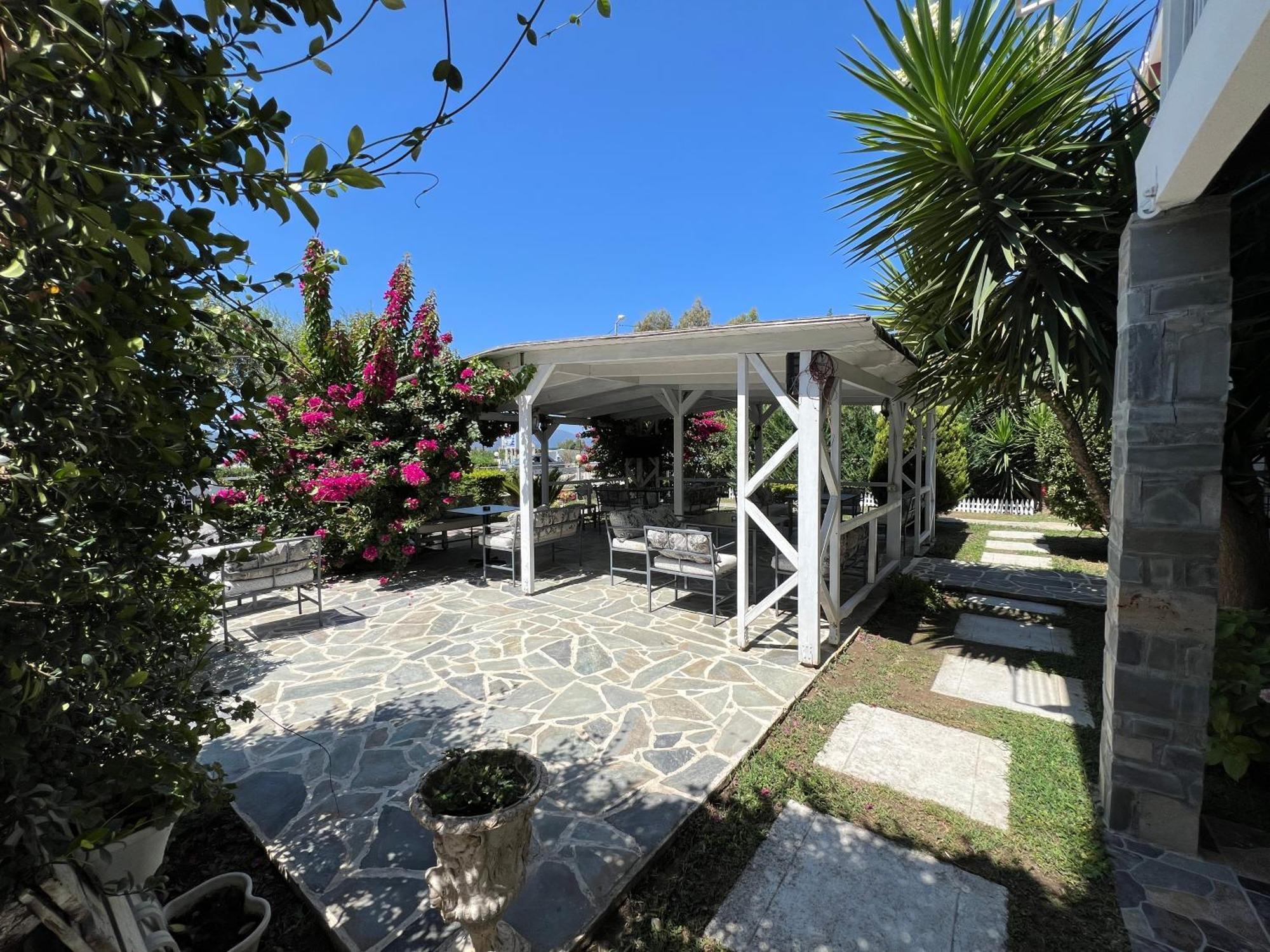 Nili Hotel Vlorë Eksteriør bilde